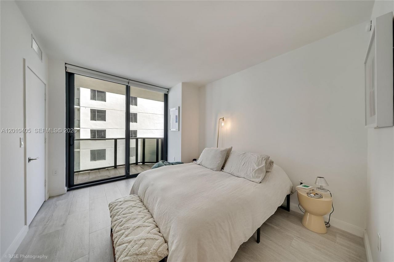 55 SW 9th St , Unit 2109, Miami, FL 33130 Photo