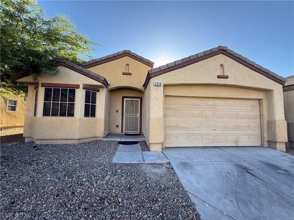 3358 Glacial Lake Street, Las Vegas, NV 89122