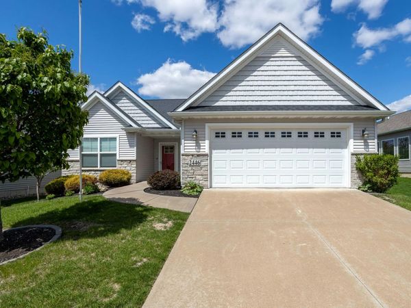 2446 Pheasant Creek Circle , Davenport, IA 52807