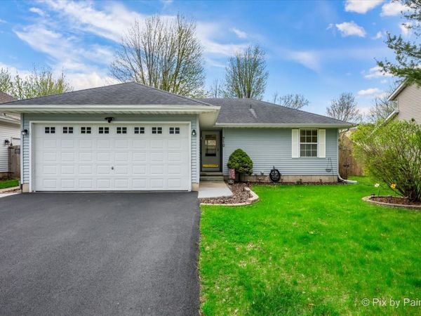 710 Redwood Court , Genoa, IL 60135