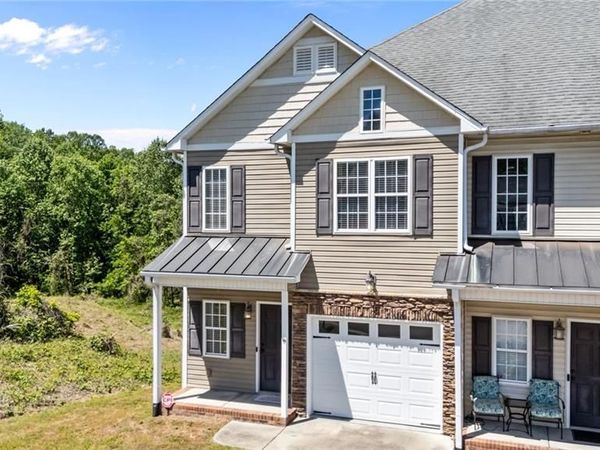 410 Beaumont Circle, Clemmons, NC 27012