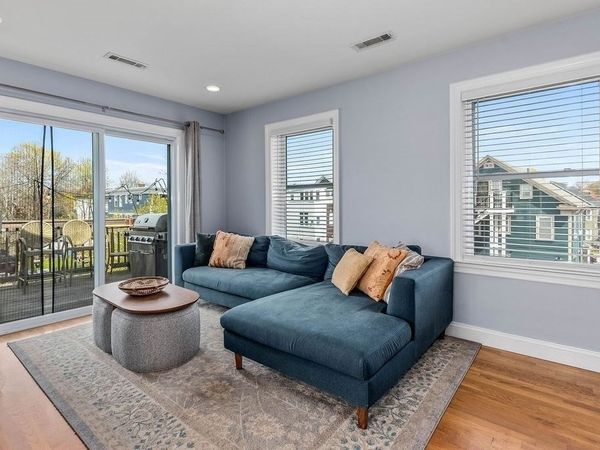 10 Irma St, Unit 3, Boston, MA 02124