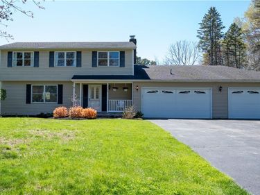 1123 Lake Park Lane, Webster, NY 14580