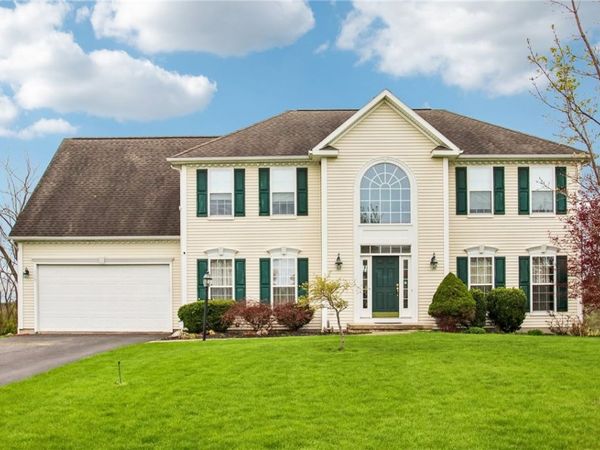 5073 W Ridge Run , Canandaigua, NY 14424