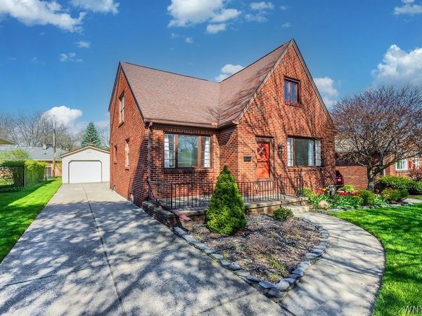 440 Walton Drive , Buffalo, NY 14225