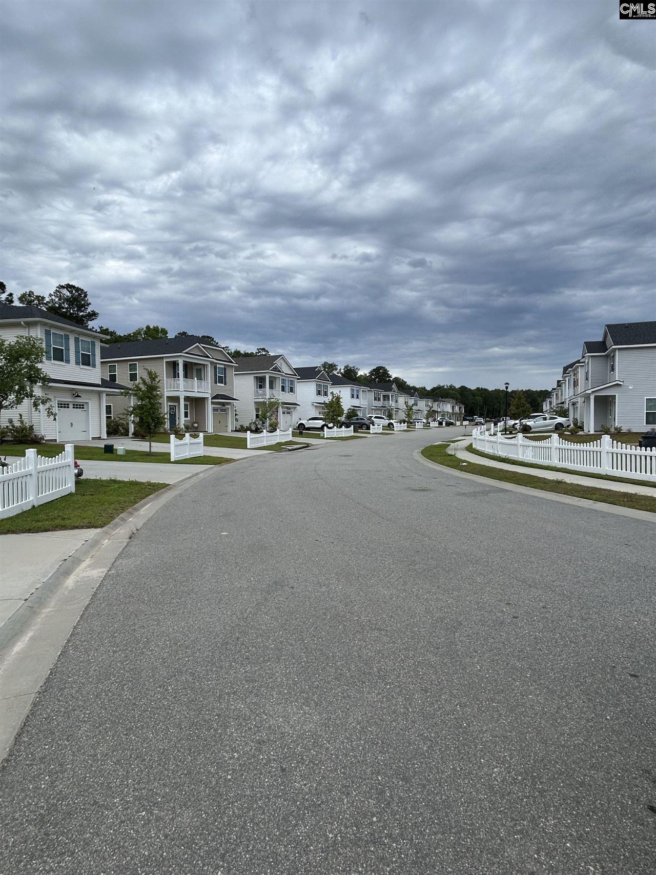 249 Conifer Street Photo 6