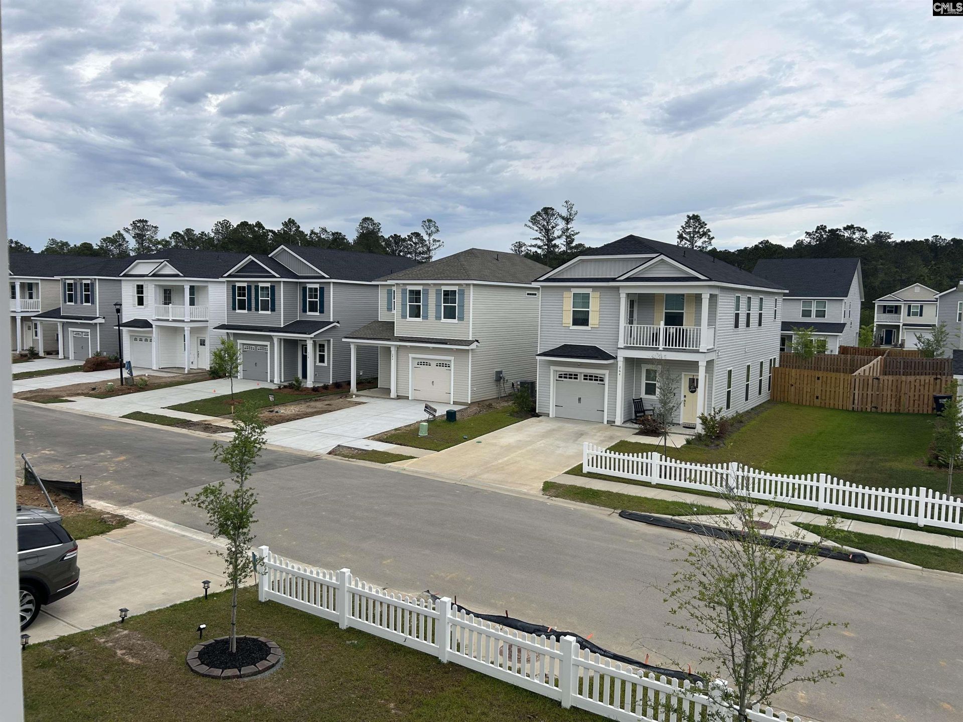 249 Conifer Street Photo 7