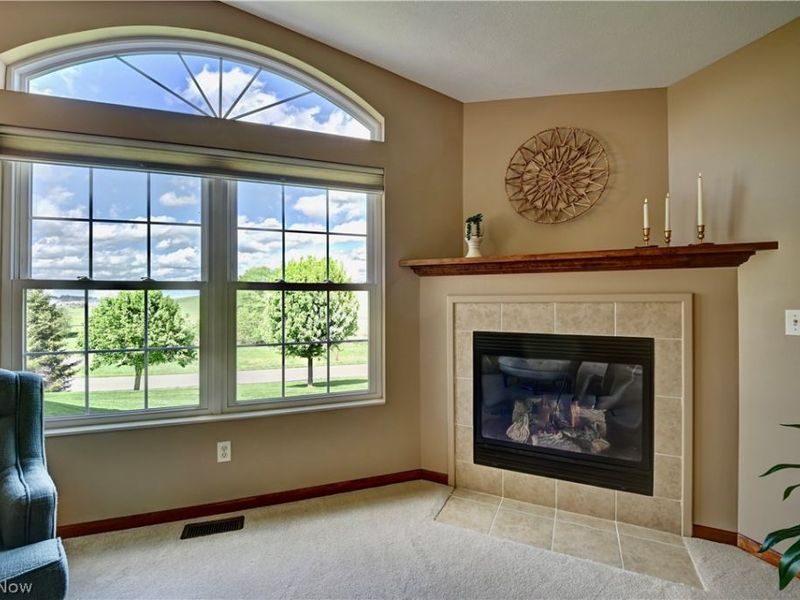 181 Heritage Crossing SE, Sugarcreek, OH 44681 Photo 14