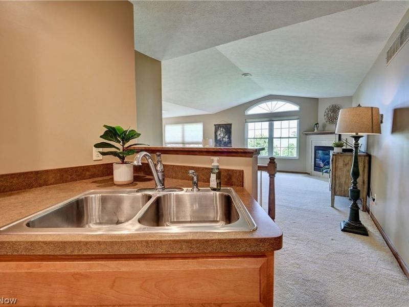 181 Heritage Crossing SE, Sugarcreek, OH 44681 Photo 24