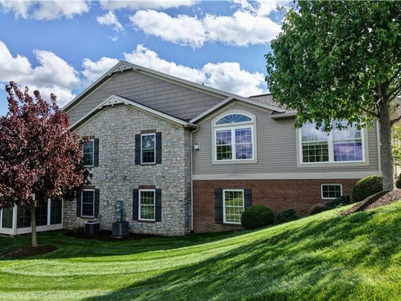 181 Heritage Crossing SE, Sugarcreek, OH 44681 Photo 9