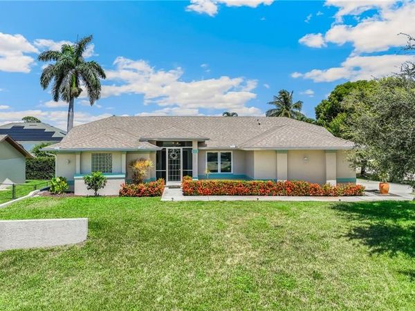 17593 Moorfield DR , FORT MYERS, FL 33908