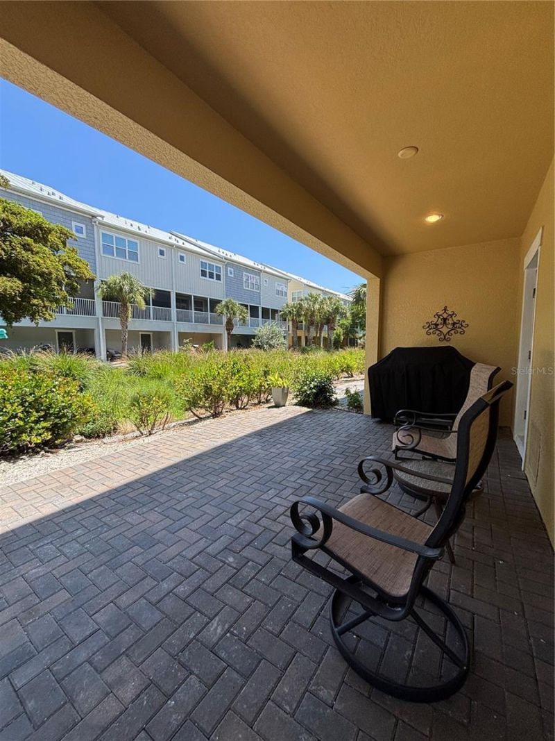 3231 Nautical Place S, Saint Petersburg, FL 33714 Photo