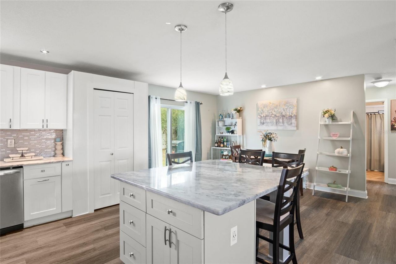 1748 Sun Ridge Drive , Apopka, FL 32703 Photo