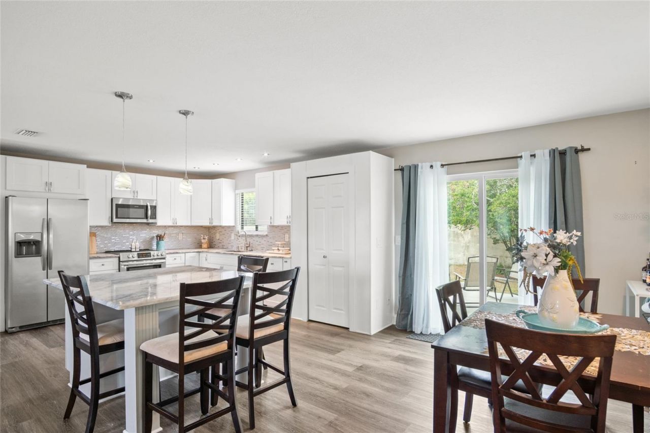 1748 Sun Ridge Drive , Apopka, FL 32703 Photo