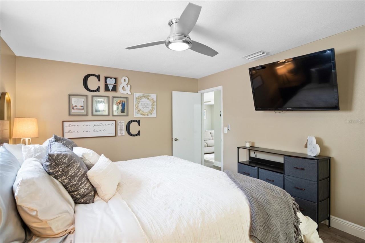 1748 Sun Ridge Drive , Apopka, FL 32703 Photo