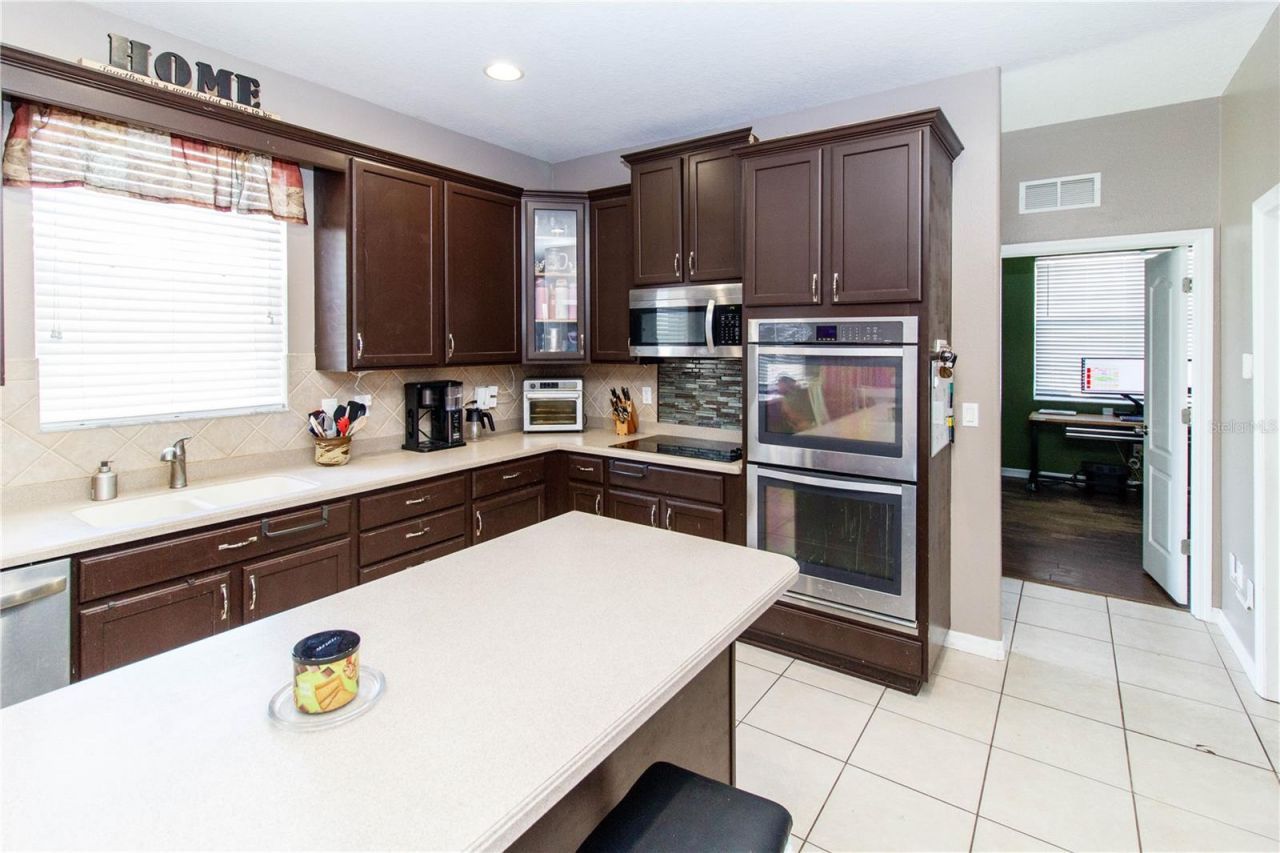 14025 Leybourne Way, Spring Hill, FL 34609 Photo