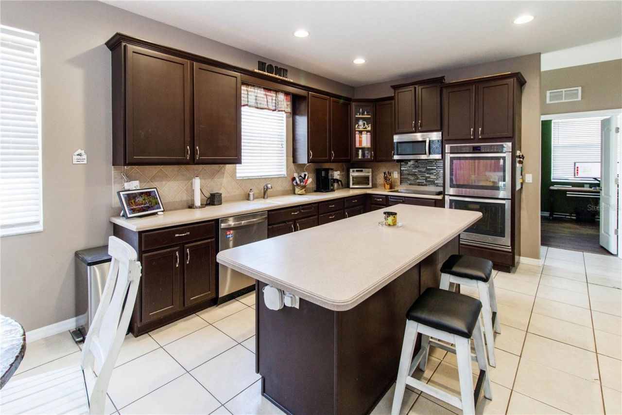 14025 Leybourne Way, Spring Hill, FL 34609 Photo