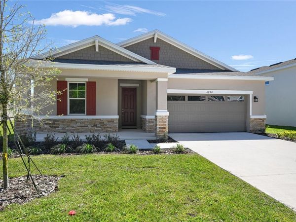 4220 SAWTOOTH COURT , TAVARES, FL 32778