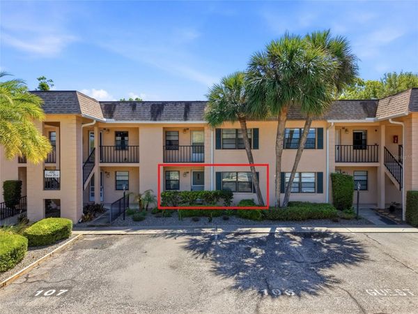 100 GRAND BOULEVARD, Unit 106, TARPON SPRINGS, FL 34689