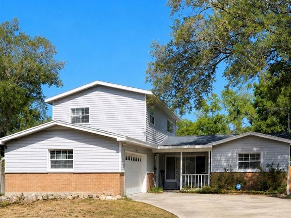 1700 COUNTRY CLUB ROAD N, ST PETERSBURG, FL 33710