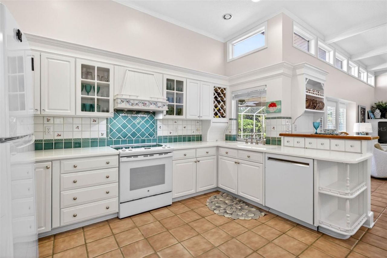 11671 Harborside Circle, Largo, FL 33773 Photo