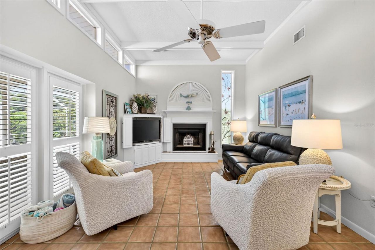 11671 Harborside Circle, Largo, FL 33773 Photo