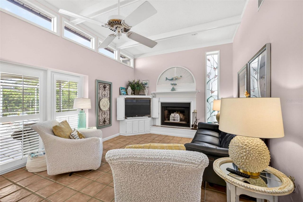 11671 Harborside Circle, Largo, FL 33773 Photo