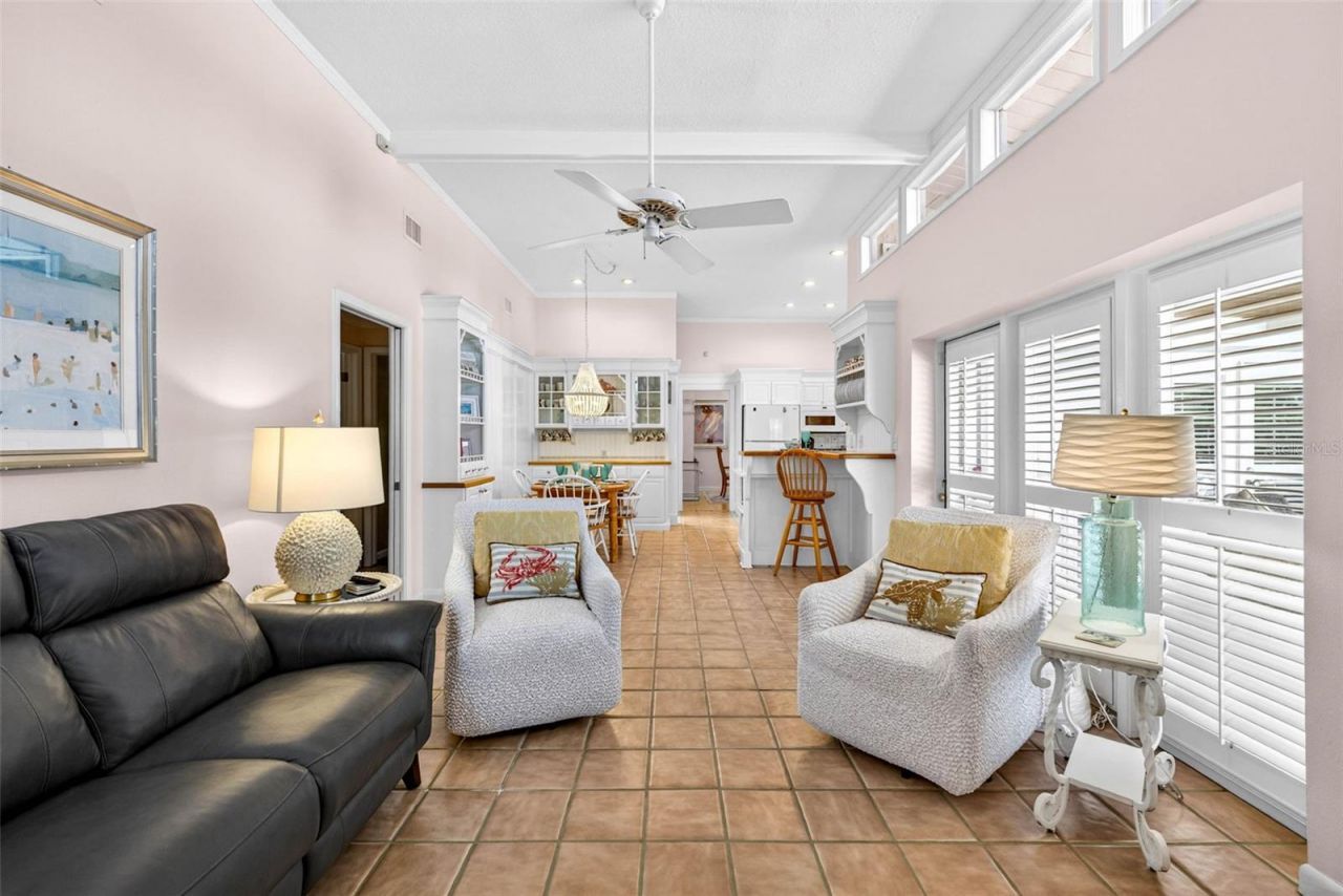 11671 Harborside Circle, Largo, FL 33773 Photo