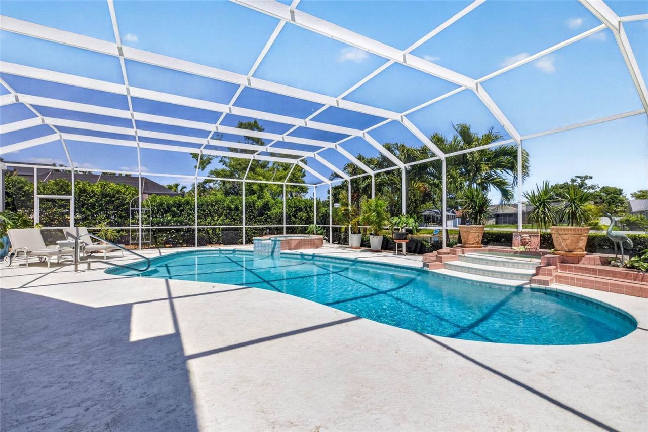 11671 Harborside Circle, Largo, FL 33773 Photo