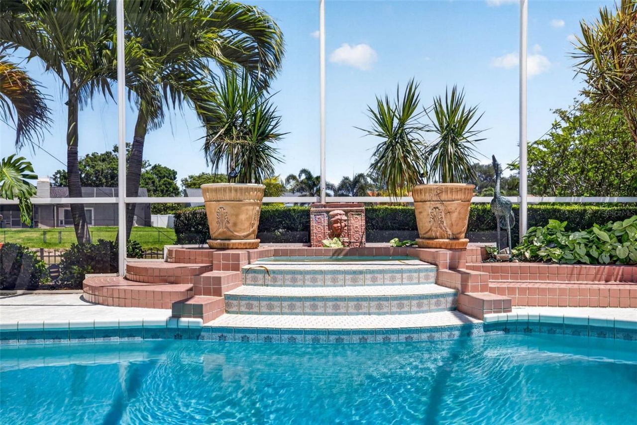 11671 Harborside Circle, Largo, FL 33773 Photo