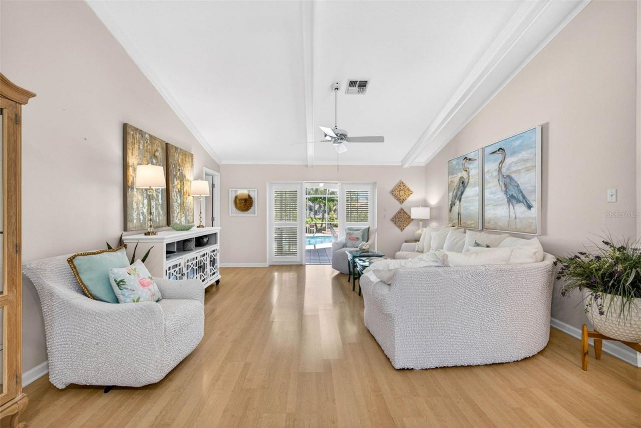 11671 Harborside Circle, Largo, FL 33773 Photo