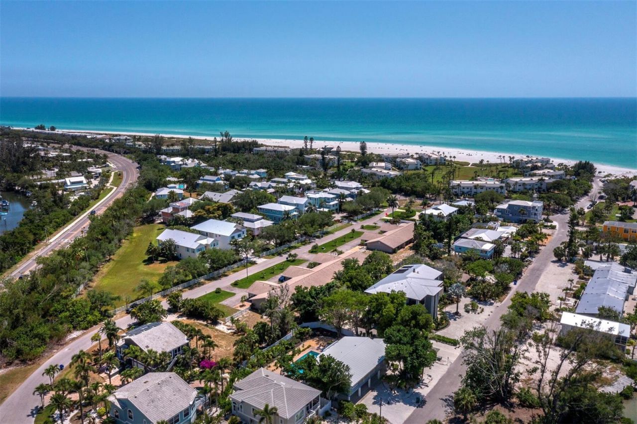 450 Firehouse Court , Longboat Key, FL 34228 Photo