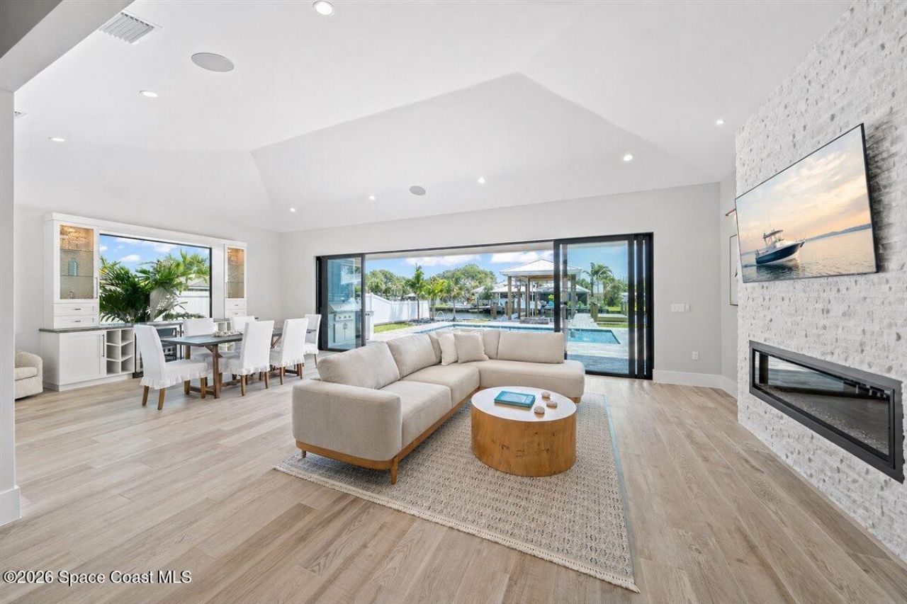 119 Aucila Road , Cocoa Beach, FL 32931 Photo