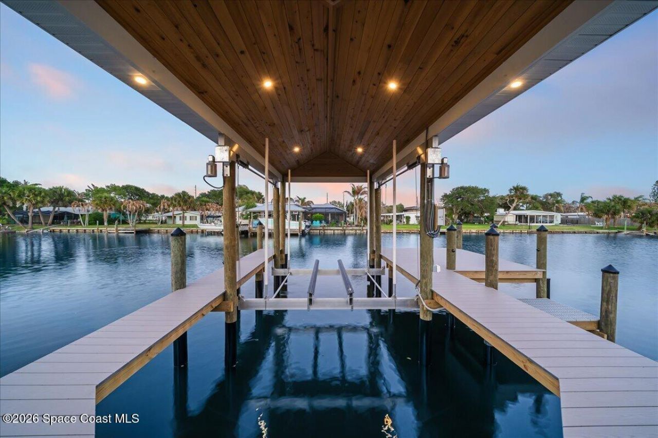 119 Aucila Road , Cocoa Beach, FL 32931 Photo