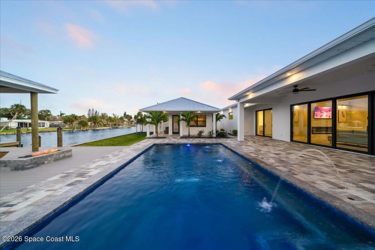 119 Aucila Road , Cocoa Beach, FL 32931 Photo