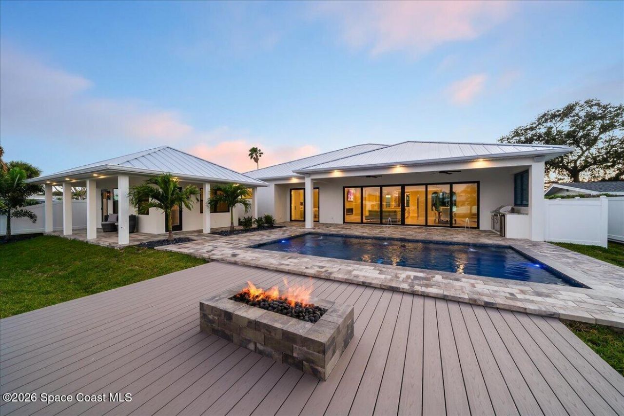 119 Aucila Road , Cocoa Beach, FL 32931 Photo