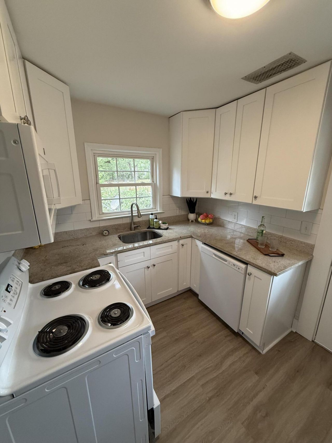 5478 Crown Avenue Photo 12