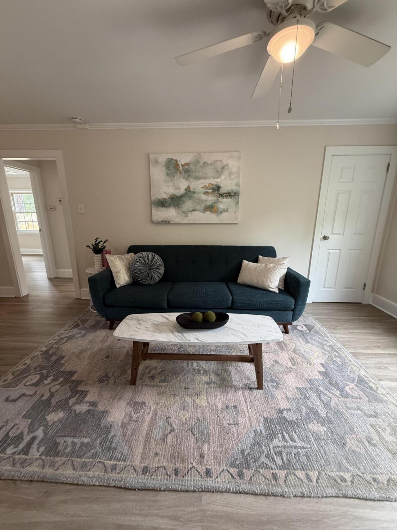 5478 Crown Avenue Photo 4