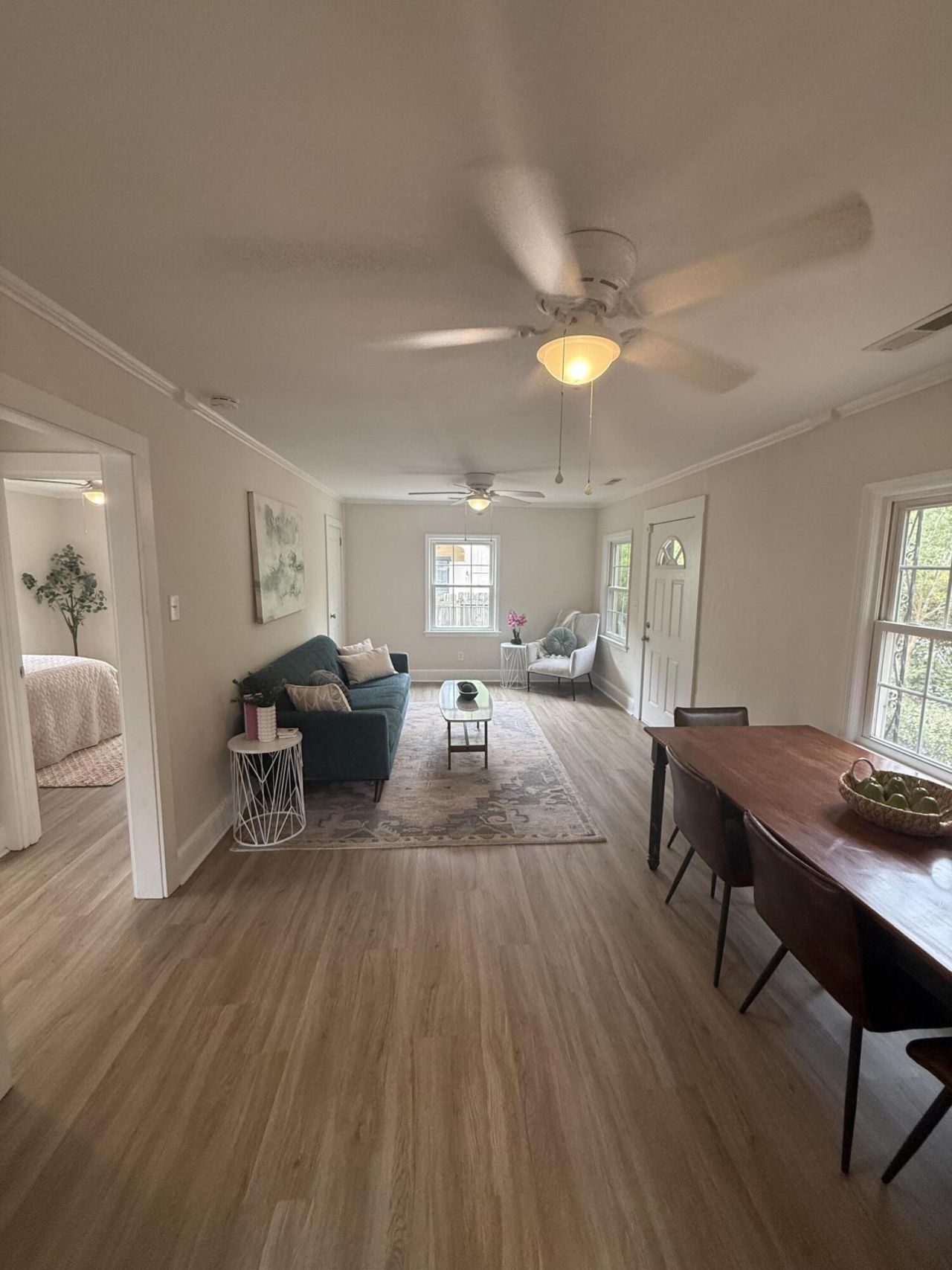 5478 Crown Avenue Photo 5