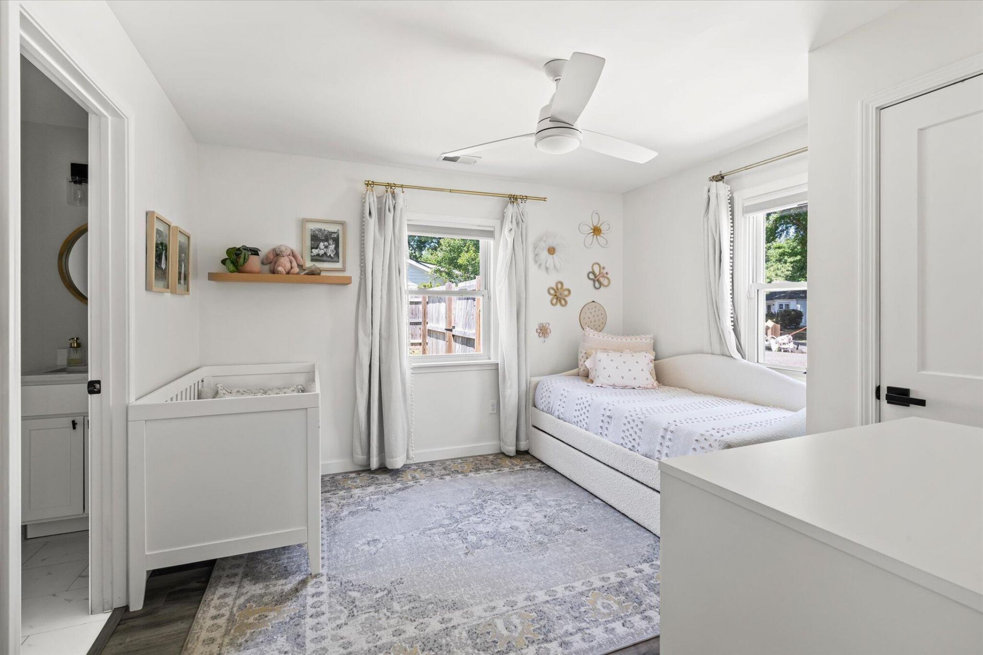 15 Anita Drive Photo 10