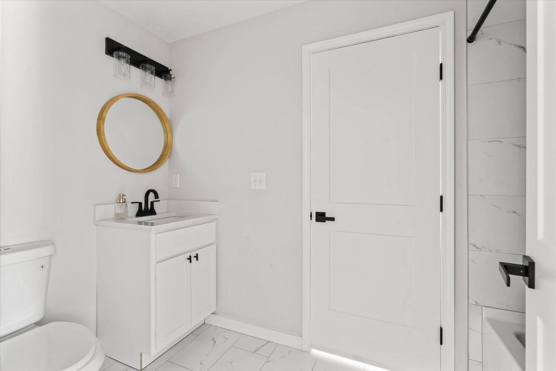 15 Anita Drive Photo 13