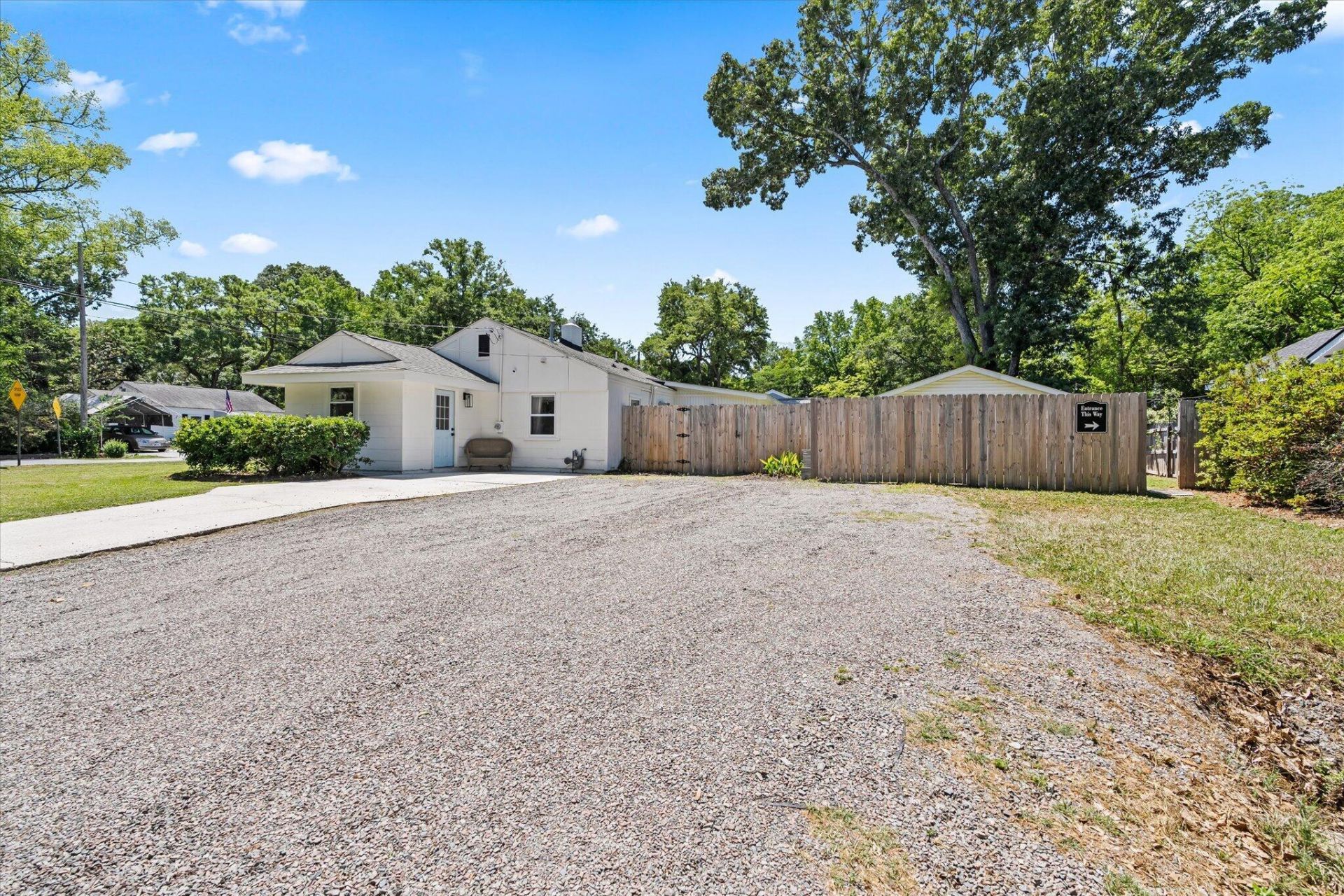 15 Anita Drive Photo 15