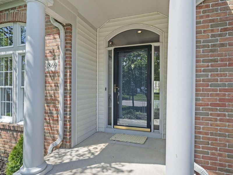1869 Deer Crossing Drive, Marysville, OH 43040 Photo 2