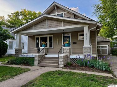 732 E 6th Street, Fremont, NE 68025