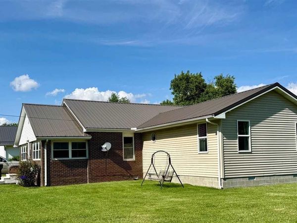 339 N Broad St, SULLIVAN, IN 47882