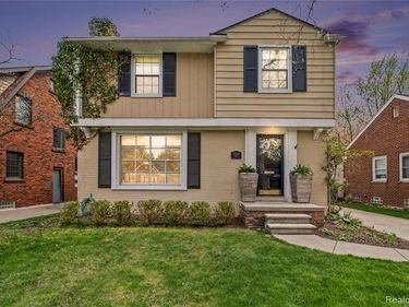 32240 Auburn Drive, Beverly Hills Vlg, MI 48025