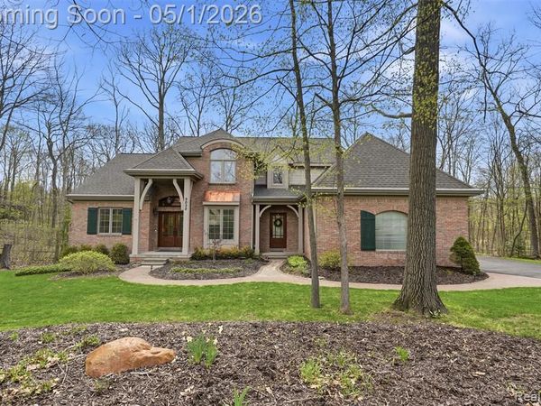 9028 Green Hickory Lane, Tyrone Twp, MI 48430