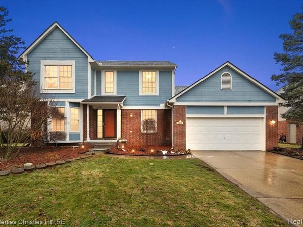 3210 Davenport Lane , Rochester Hills, MI 48309