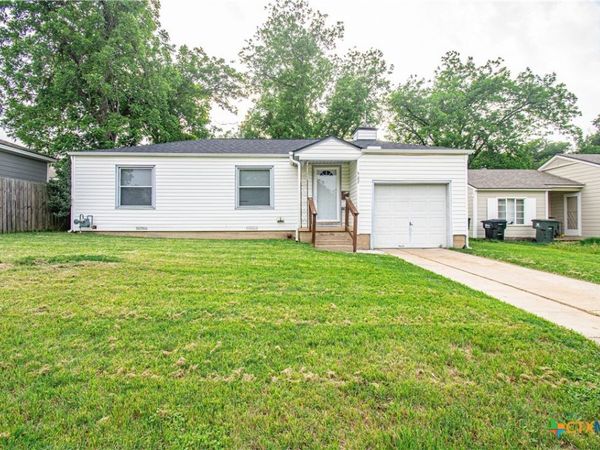 902 N 8th Street , Temple, TX 76501