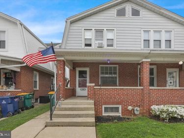 2406 NOBLE STREET, READING, PA 19609